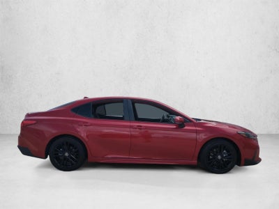 2025 Toyota Camry SE (Natl)