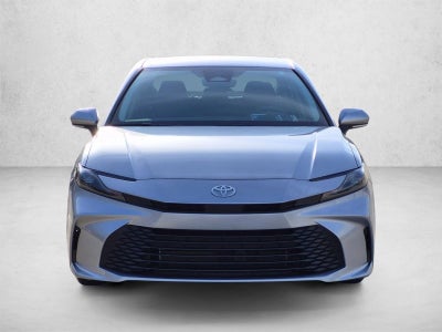2025 Toyota Camry LE (Natl)