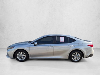 2025 Toyota Camry LE (Natl)