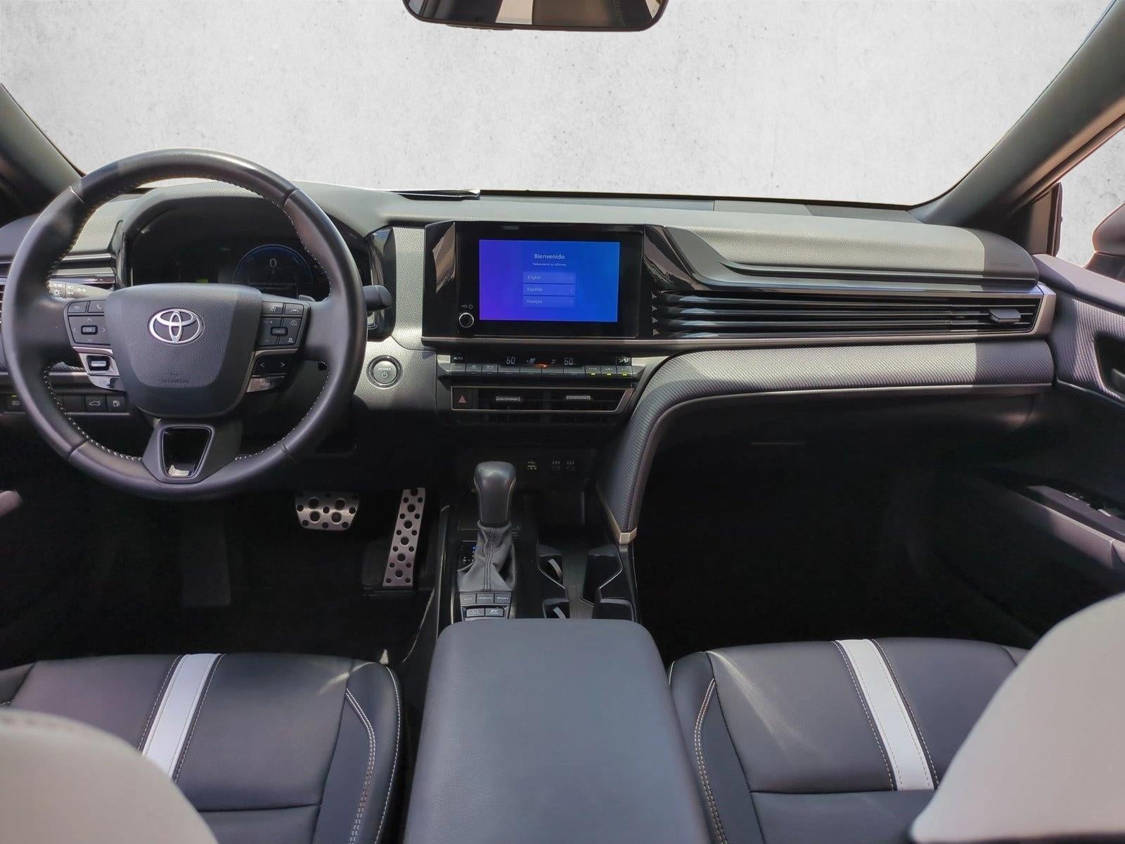 2025 Toyota Camry SE (SE)