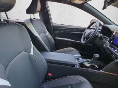 2025 Toyota Camry SE (SE)