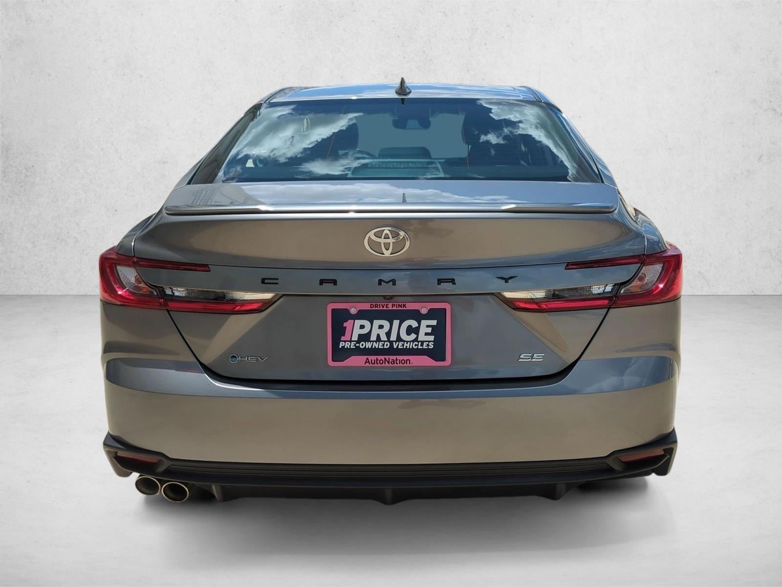 2025 Toyota Camry SE (SE)