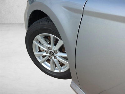 2025 Toyota Camry LE (Natl)