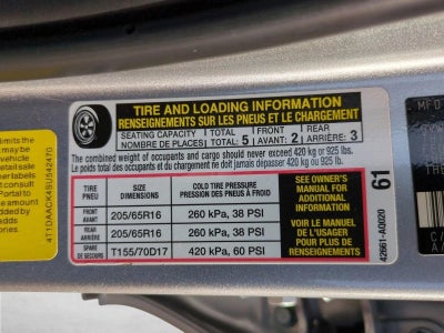 2025 Toyota Camry LE (Natl)