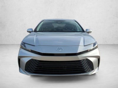 2025 Toyota Camry LE (Natl)