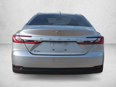 2025 Toyota Camry LE (Natl)