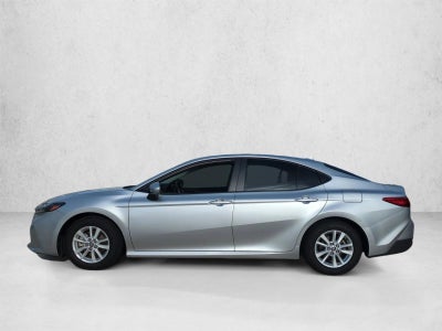 2025 Toyota Camry LE (Natl)