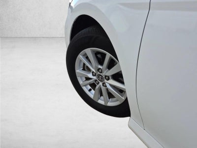 2025 Toyota Camry LE (Natl)