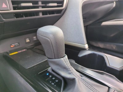 2025 Toyota Camry LE (Natl)