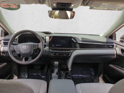2025 Toyota Camry LE (Natl)
