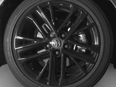 2025 Toyota Camry SE (Natl)