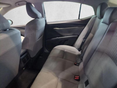2025 Toyota Camry LE (SE)