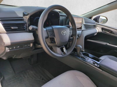 2025 Toyota Camry LE (Natl)