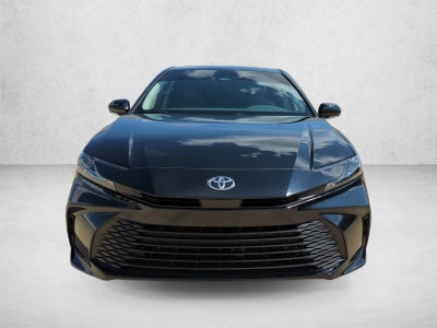 2025 Toyota Camry LE (Natl)