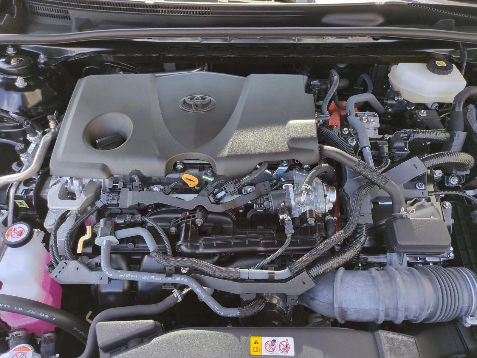 2025 Toyota Camry LE (Natl)