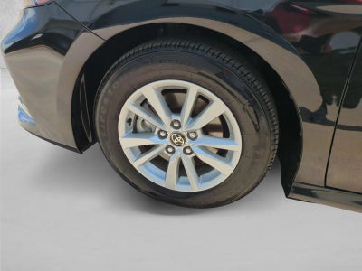 2025 Toyota Camry LE (Natl)