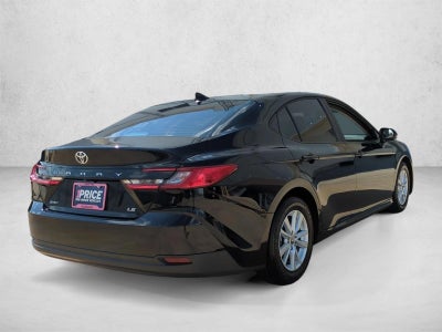2025 Toyota Camry LE (Natl)