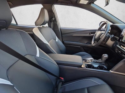 2025 Toyota Camry SE (SE)