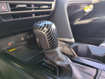 2025 Toyota Camry SE (SE)