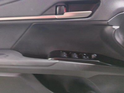 2025 Toyota Camry SE (Natl)