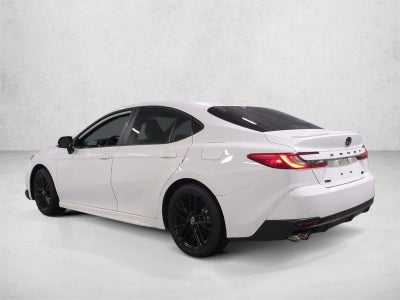 2025 Toyota Camry SE (Natl)
