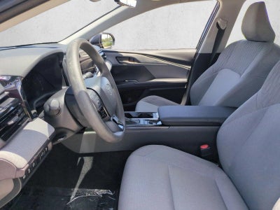 2025 Toyota Camry LE (SE)