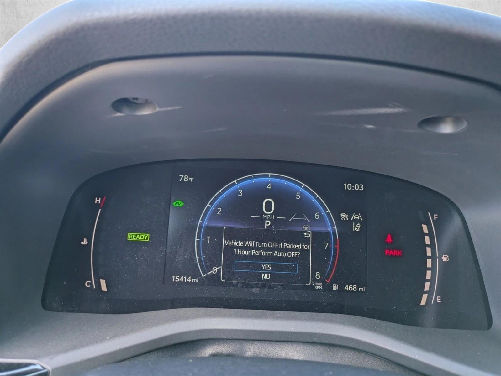 2025 Toyota Camry LE (SE)