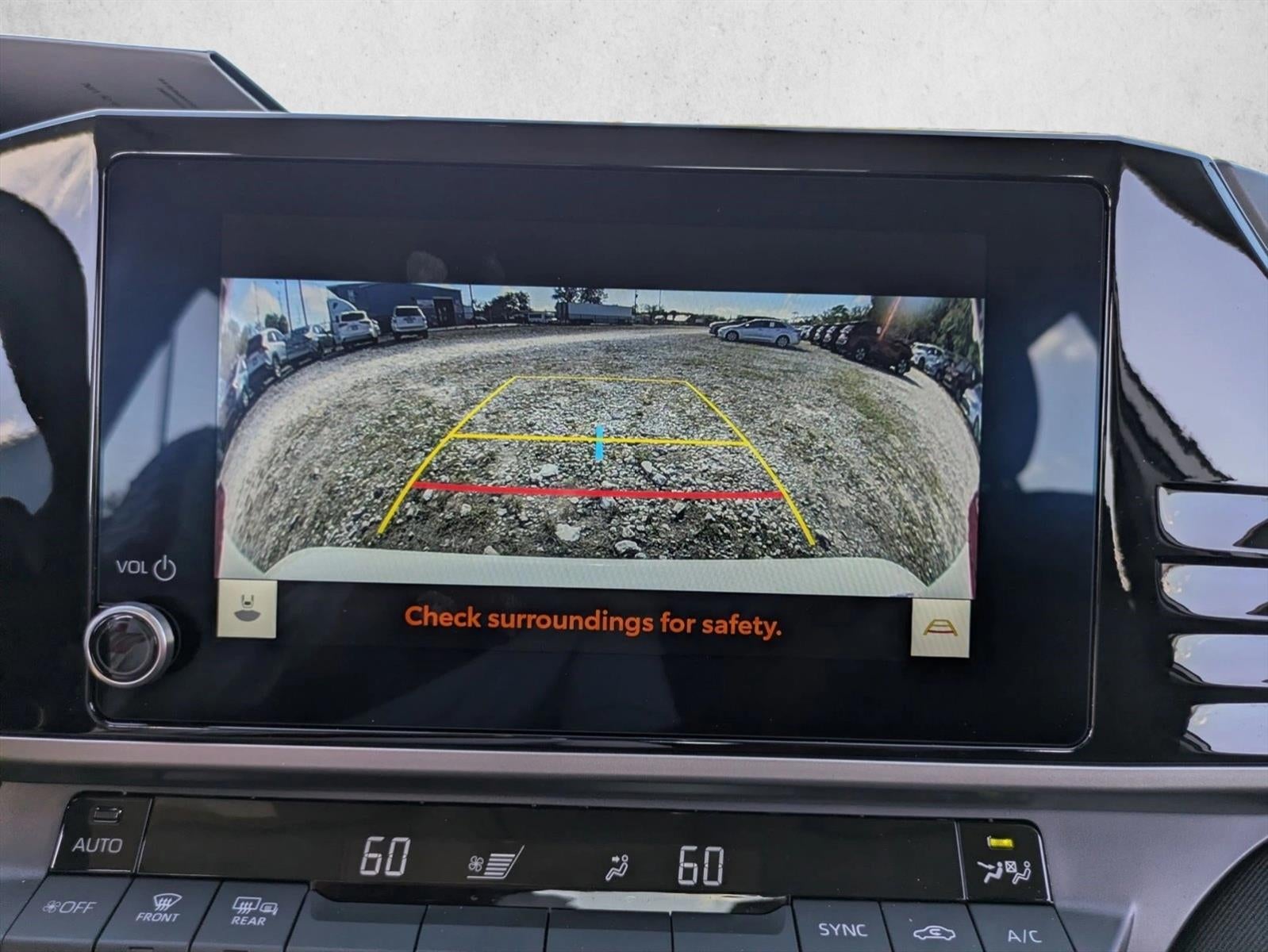 2025 Toyota Camry LE (SE)