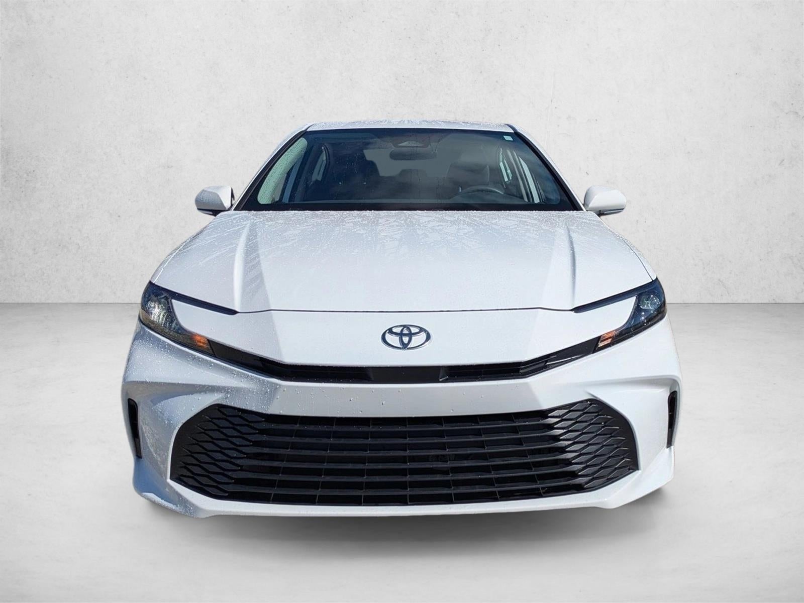 2025 Toyota Camry LE (SE)