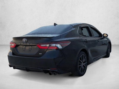 2021 Toyota Camry SE Auto (SE)