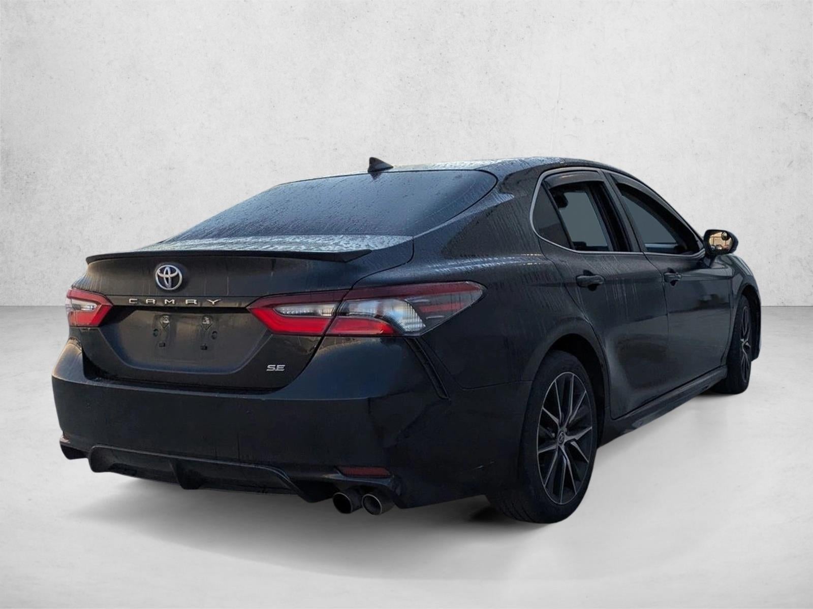 2021 Toyota Camry SE Auto (SE)