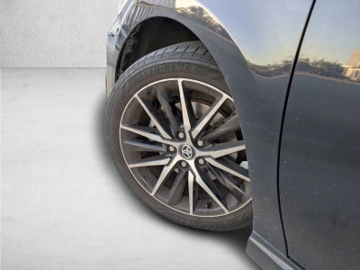 2021 Toyota Camry SE Auto (SE)