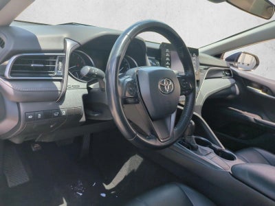 2023 Toyota Camry SE Auto (SE)
