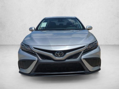 2023 Toyota Camry SE Auto (SE)