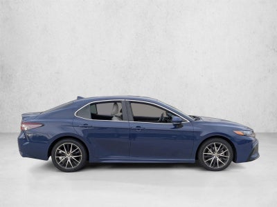 2023 Toyota Camry SE Auto (SE)