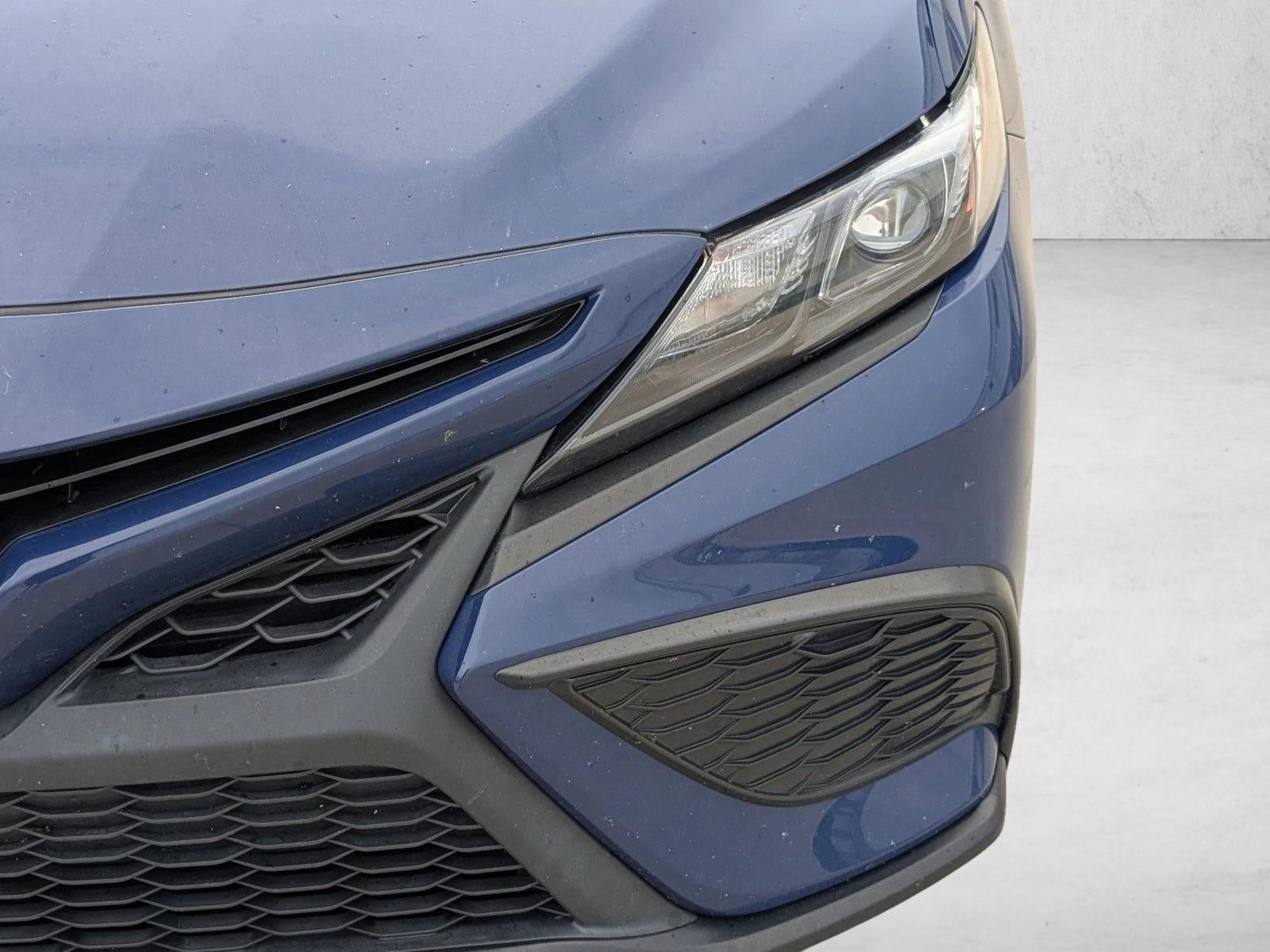 2023 Toyota Camry SE Auto (SE)