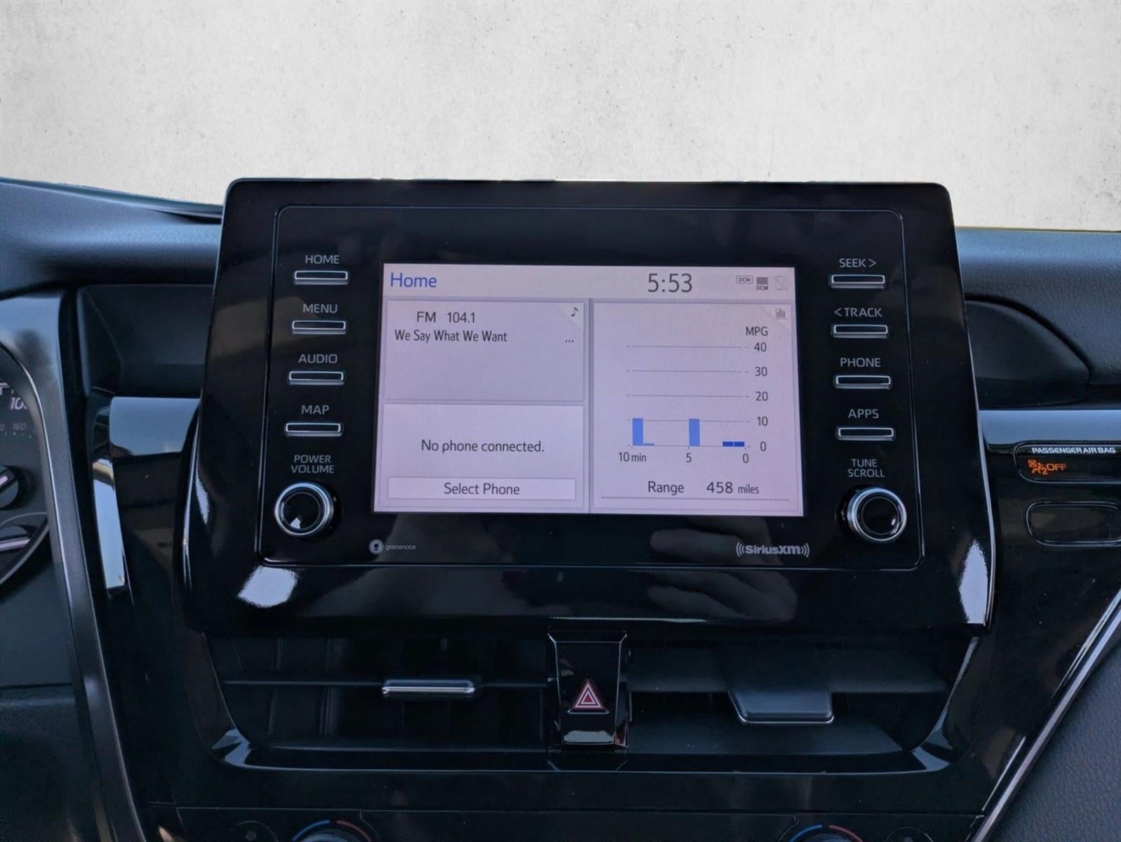 2024 Toyota Camry SE Auto (SE)