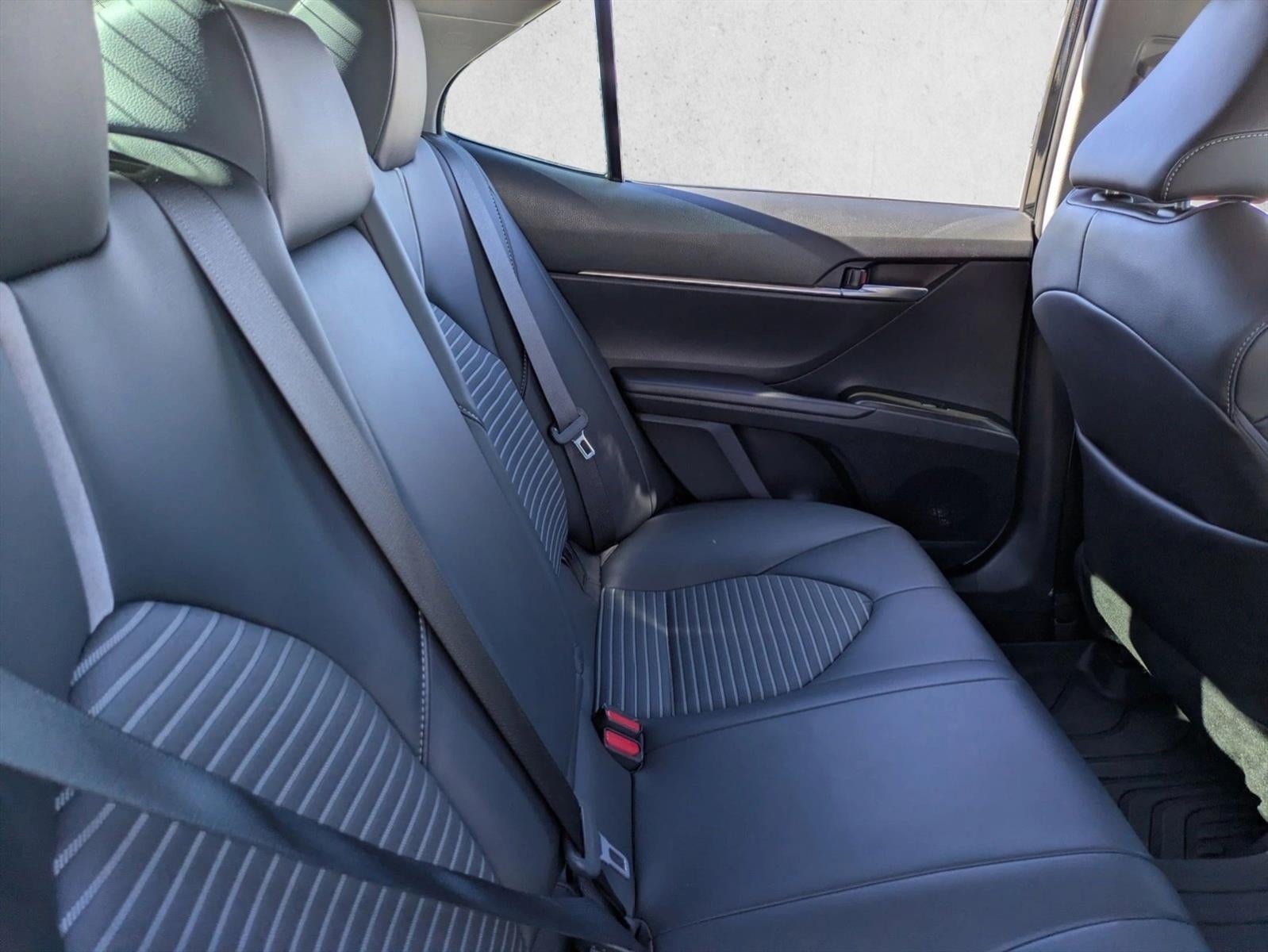 2024 Toyota Camry SE Auto (SE)