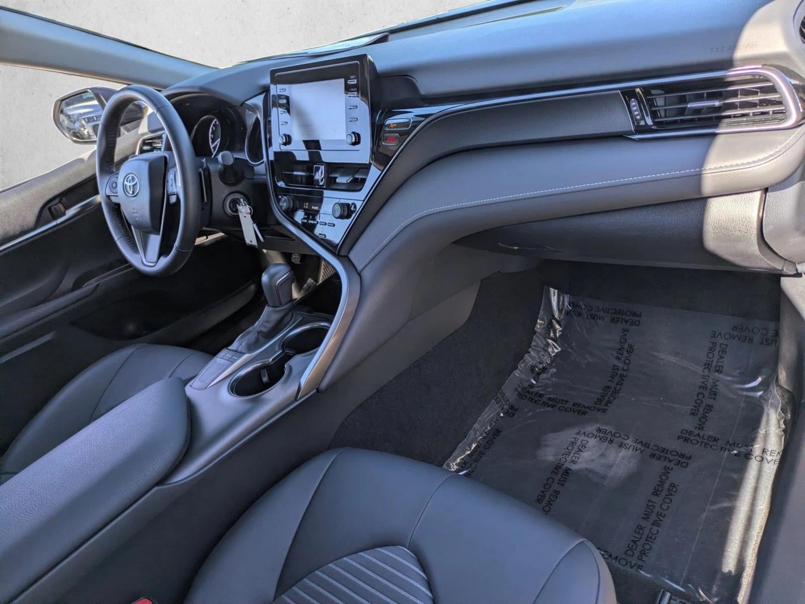 2024 Toyota Camry SE Auto (SE)