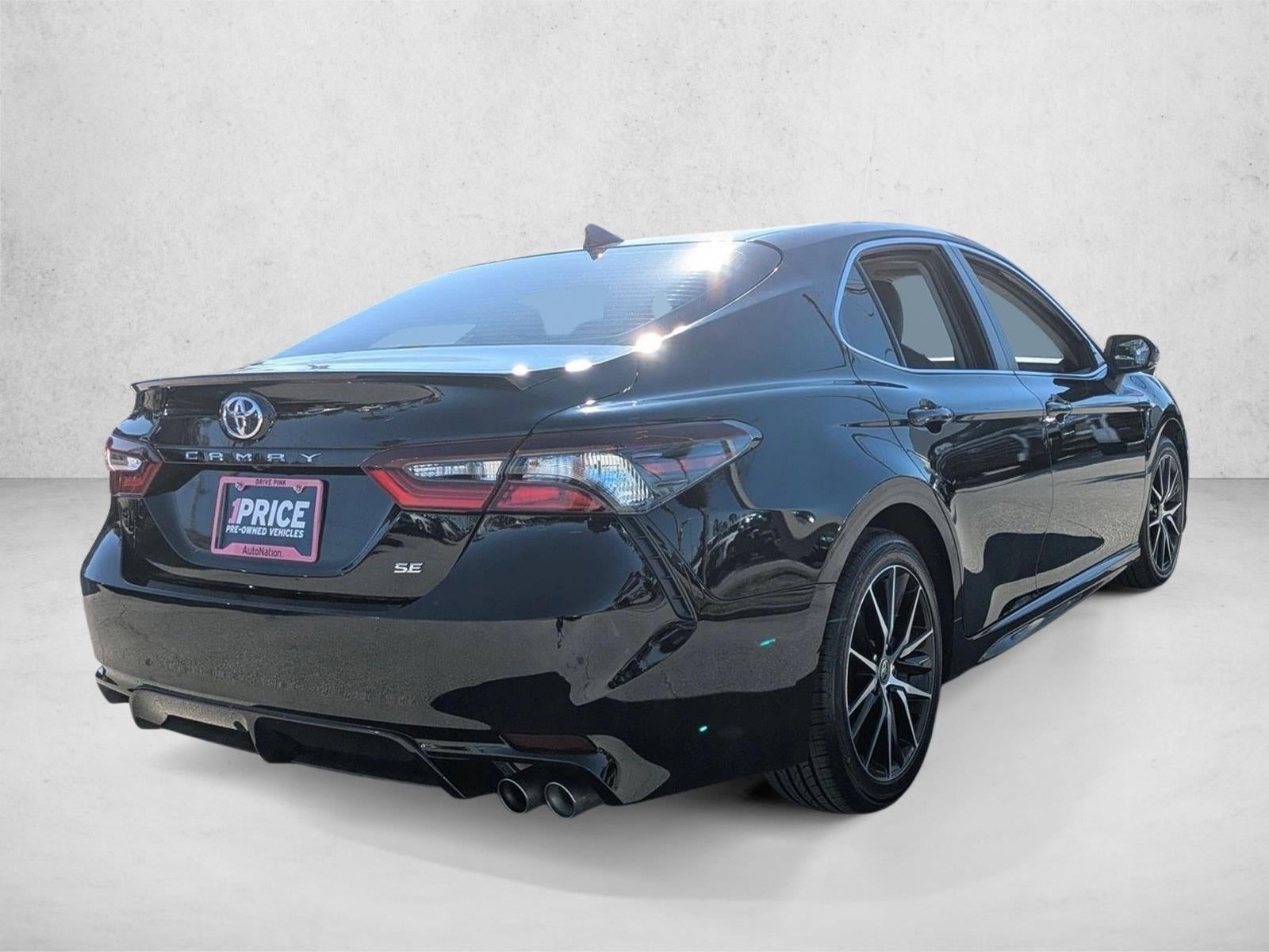 2024 Toyota Camry SE Auto (SE)