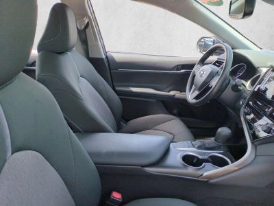 2024 Toyota Camry LE Auto (SE)