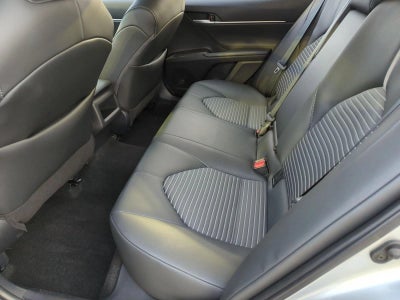 2023 Toyota Camry SE Auto (SE)