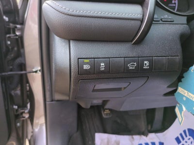 2024 Toyota Camry SE Auto (SE)