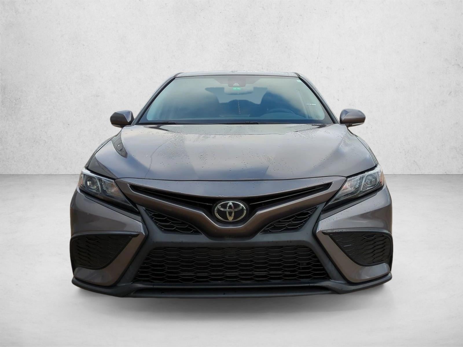 2024 Toyota Camry SE Auto (SE)