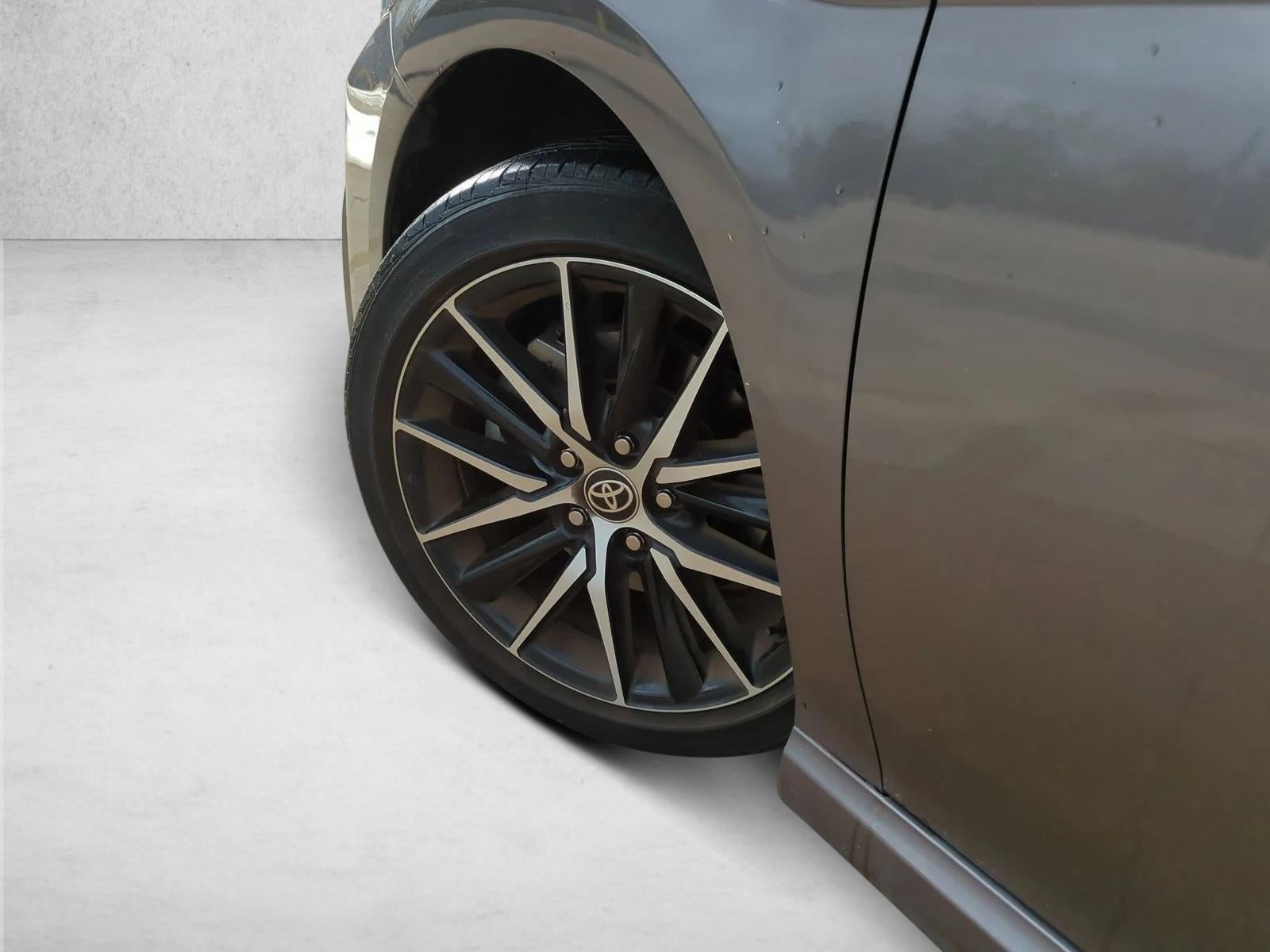 2024 Toyota Camry SE Auto (SE)