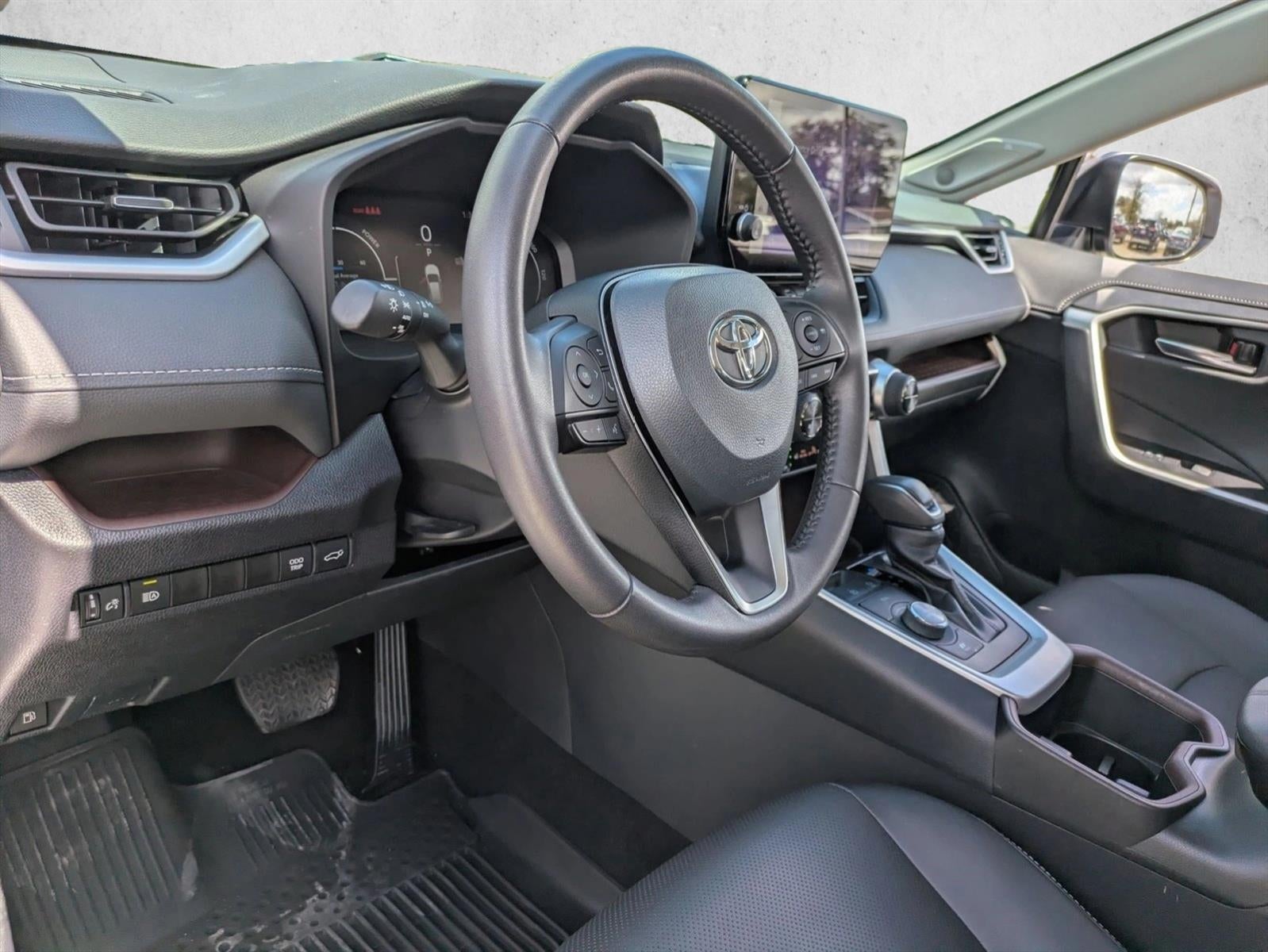 2025 Toyota RAV4 Hybrid Limited AWD (Natl)