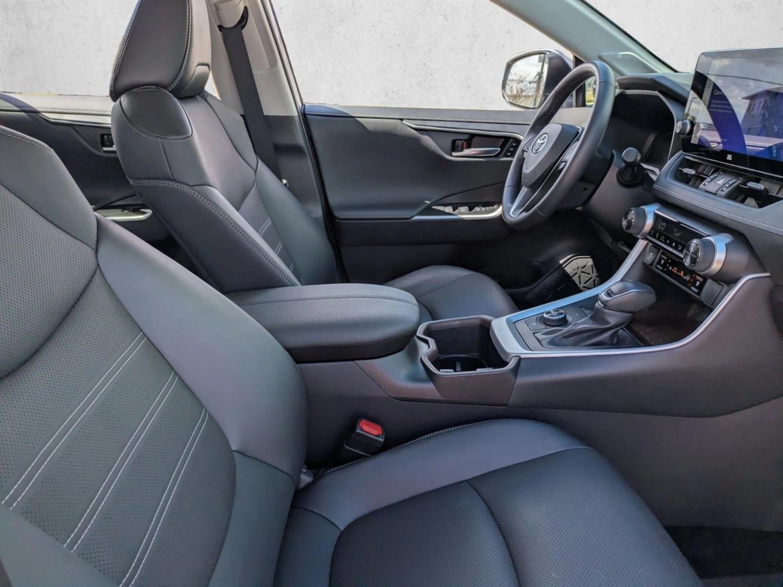 2025 Toyota RAV4 Hybrid Limited AWD (Natl)