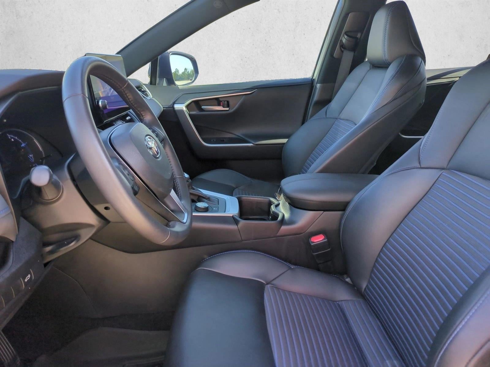 2023 Toyota RAV4 Hybrid XSE AWD (Natl)