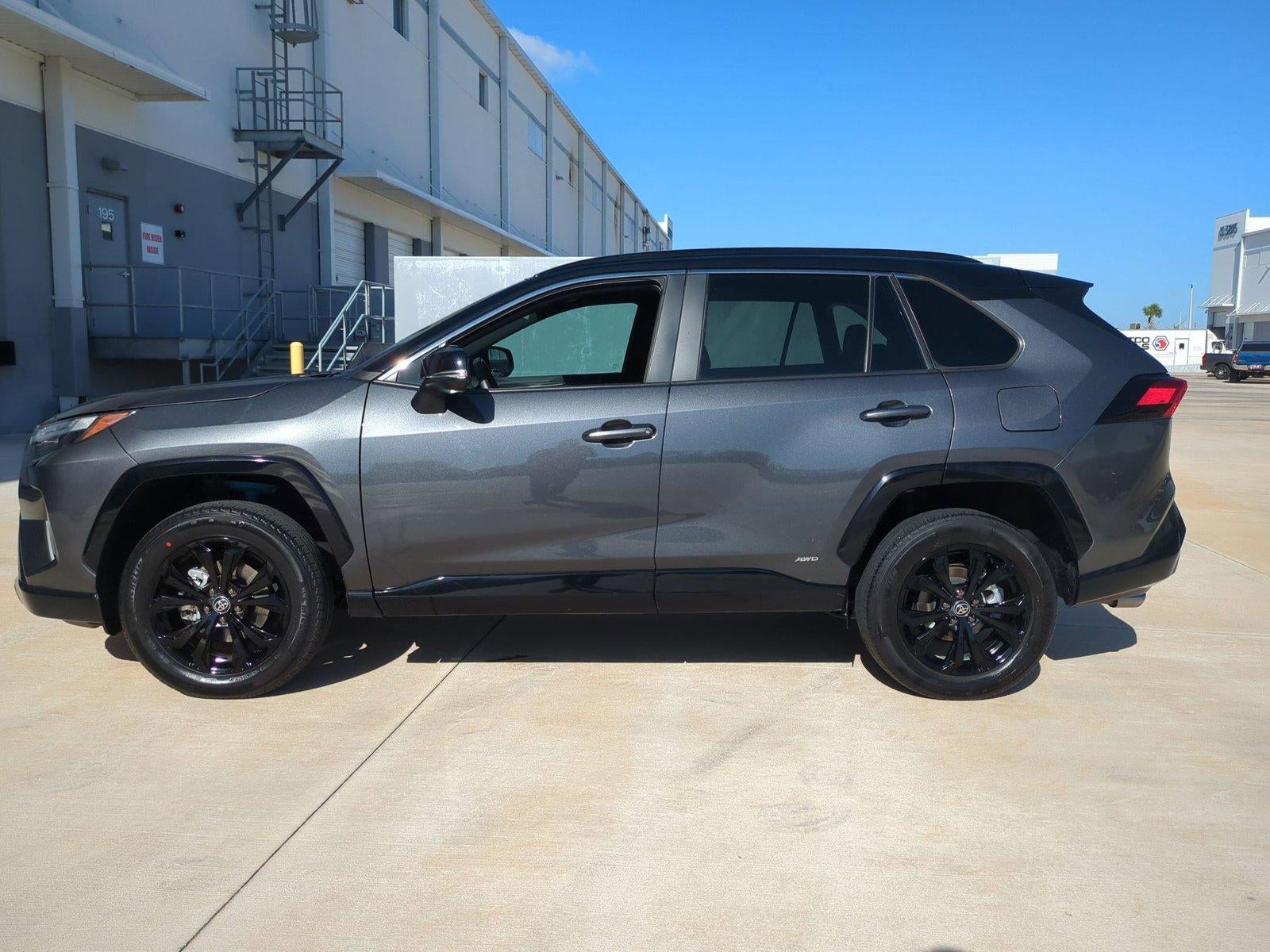 2023 Toyota RAV4 Hybrid XSE AWD (Natl)