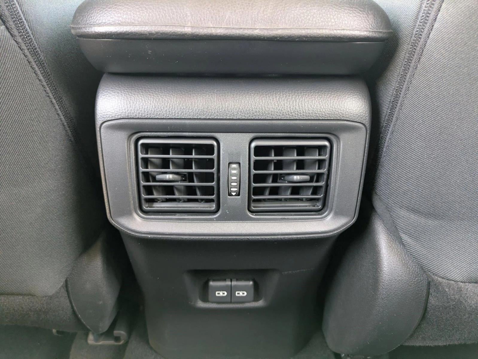 2023 Toyota RAV4 Hybrid XLE AWD (Natl)